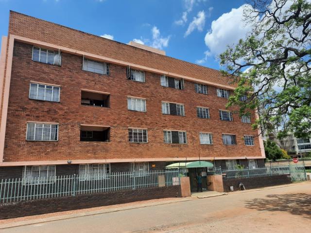2 Bedroom Apartment in Sunnyside