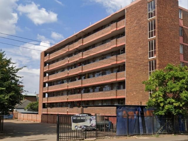 2 Bedroom Apartment in Sunnyside