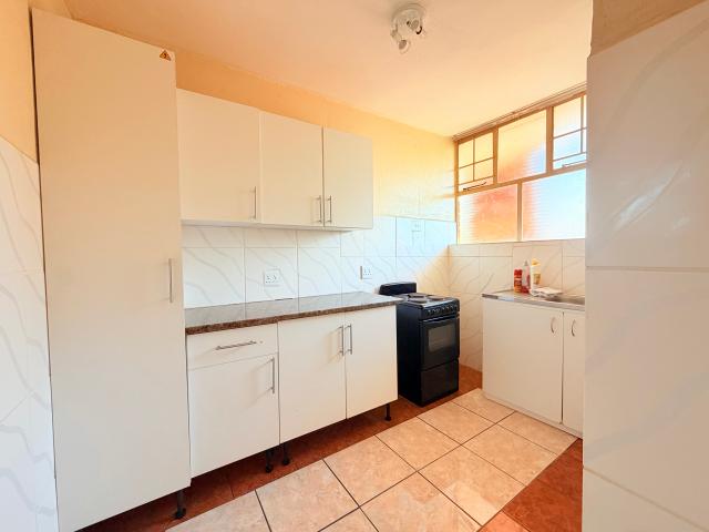 2 Bedroom Apartment in Sunnyside