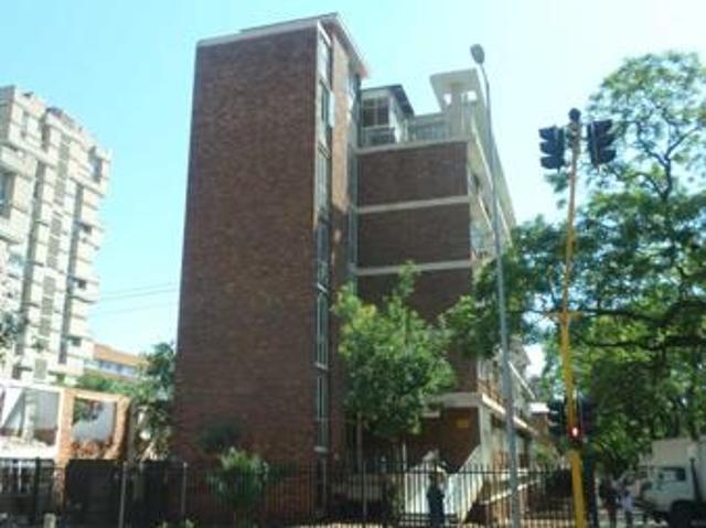 2 Bedroom Apartment in Sunnyside