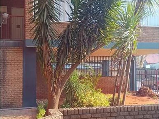 2 Bedroom Apartment in Sunnyside