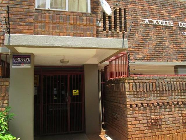 2 Bedroom Apartment in Sunnyside