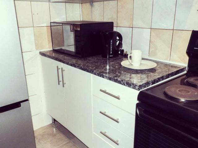 2 Bedroom Apartment in Sunnyside
