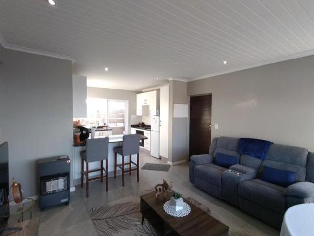 2 Bedroom Apartment in Sunnyridge