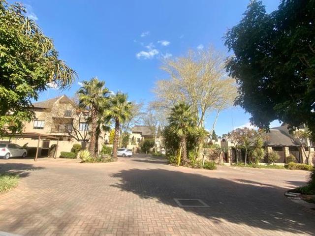 2 Bedroom Apartment in Sunninghill
