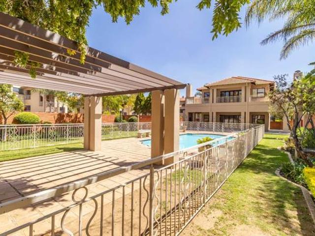 2 Bedroom Apartment in Sunninghill