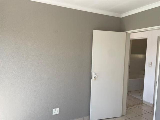 2 Bedroom Apartment in Sundowner