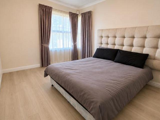 2 Bedroom Apartment in Sunridge