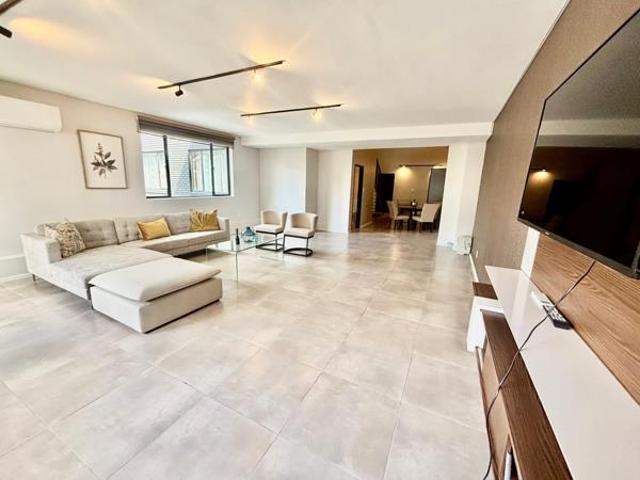 2 Bedroom Apartment in Sandton Central