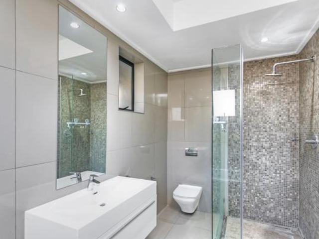 2 Bedroom Apartment in Sandton Central