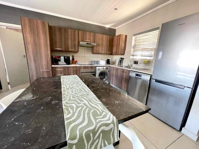 2 Bedroom Apartment in Sandton Central