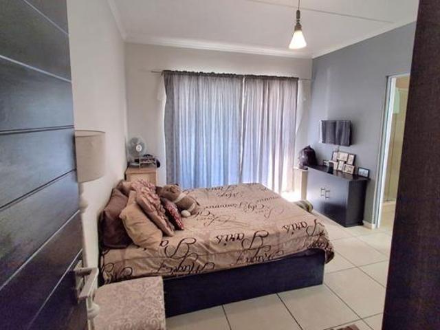 2 Bedroom Apartment in Sandown