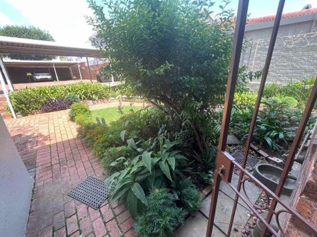 2 Bedroom Apartment in Sandown