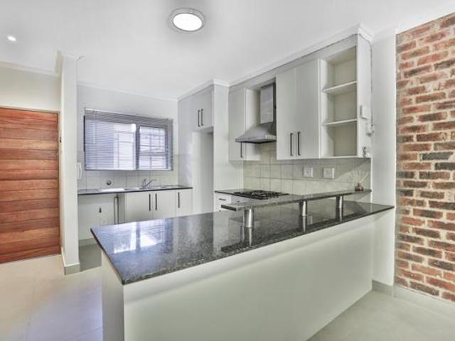 2 Bedroom Apartment in Sandown