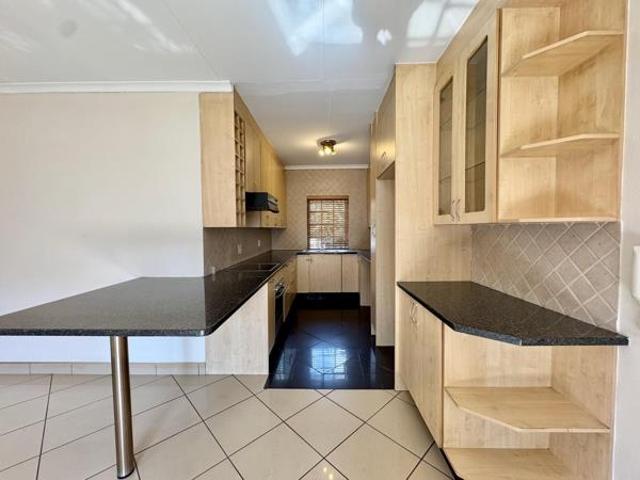 2 Bedroom Apartment in Sandown