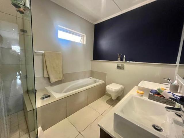 2 Bedroom Apartment in Sandown
