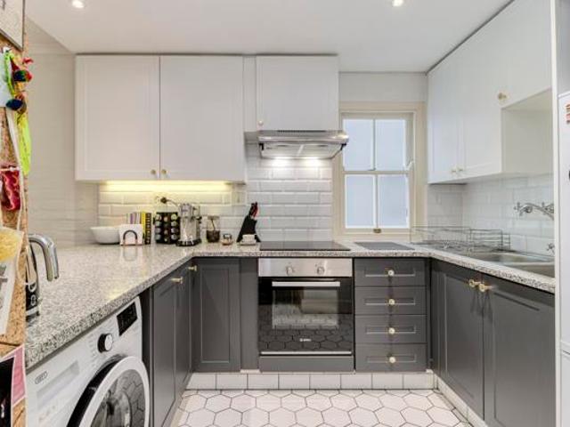 2 Bedroom Apartment in Sandown