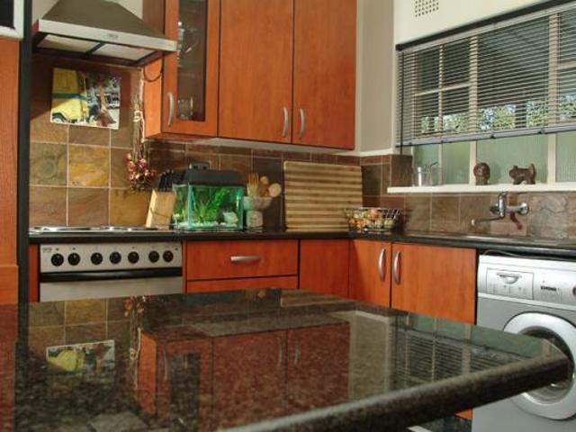 2 Bedroom Apartment in Sandown