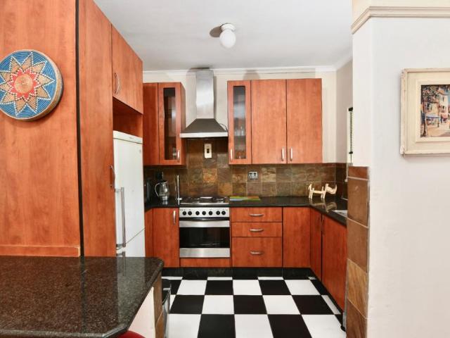 2 Bedroom Apartment in Sandown
