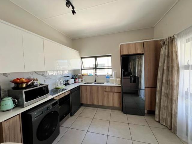 2 Bedroom Apartment in Sandown