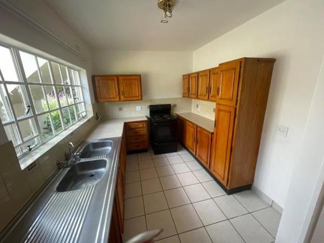 2 Bedroom Apartment in Sandown