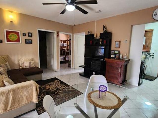 2 Bedroom Apartment in Scottburgh Central