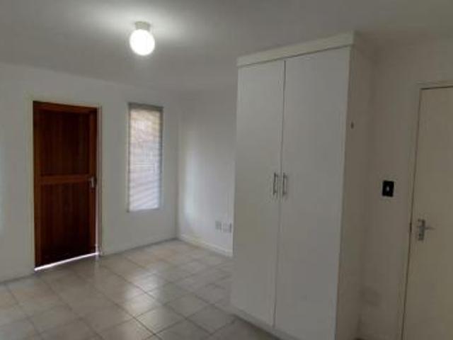 2 Bedroom Apartment in Scottsville