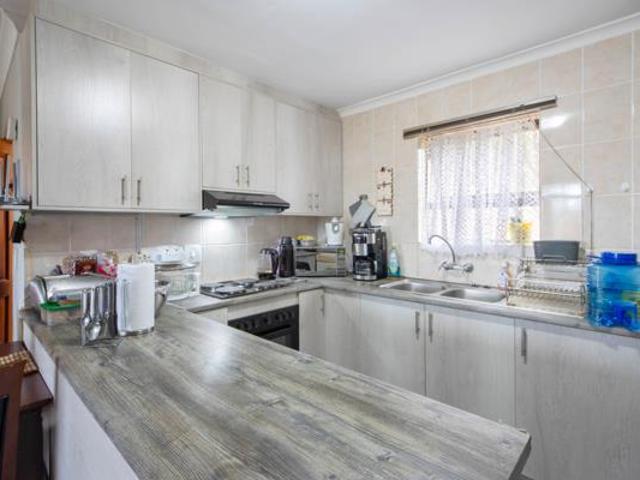 2 Bedroom Apartment in Sea Breeze