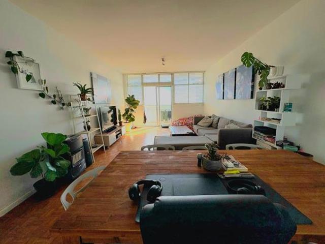 2 Bedroom Apartment in Sea Point