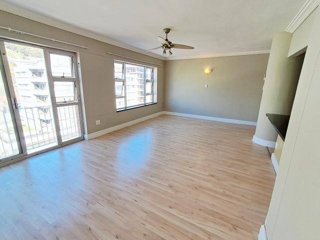 2 Bedroom Apartment in Sea Point