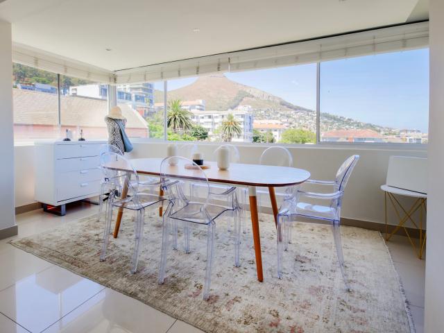 2 Bedroom Apartment in Sea Point