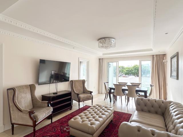 2 Bedroom Apartment in Sea Point