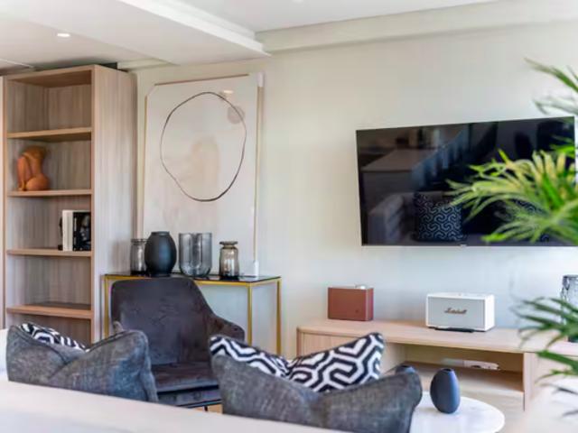 2 Bedroom Apartment in Sea Point
