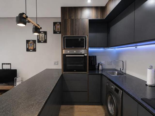 2 Bedroom Apartment in Sea Point