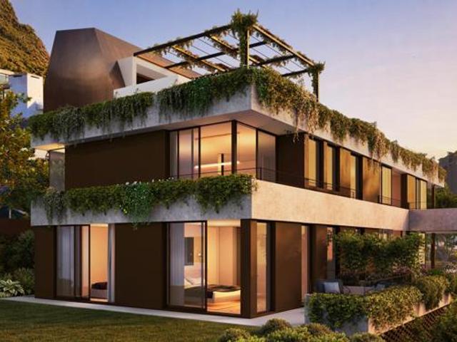 2 Bedroom Apartment in Sea Point
