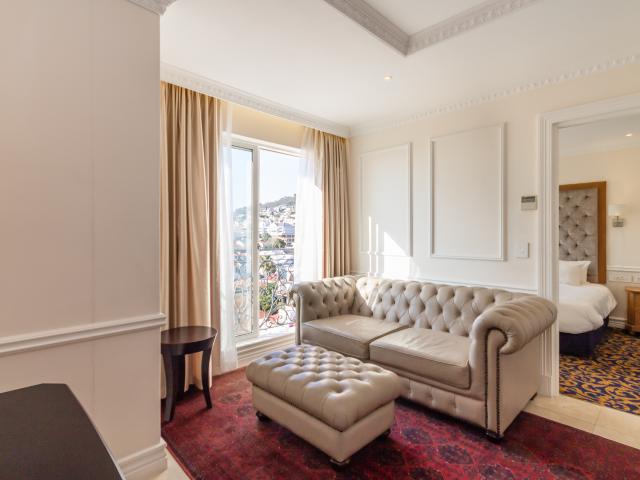 2 Bedroom Apartment in Sea Point