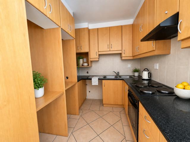 2 Bedroom Apartment in Sea Point