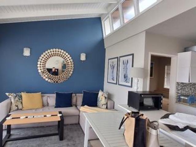 2 Bedroom Apartment in Sea Point