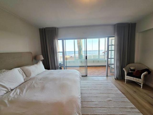 2 Bedroom Apartment in Sea Point