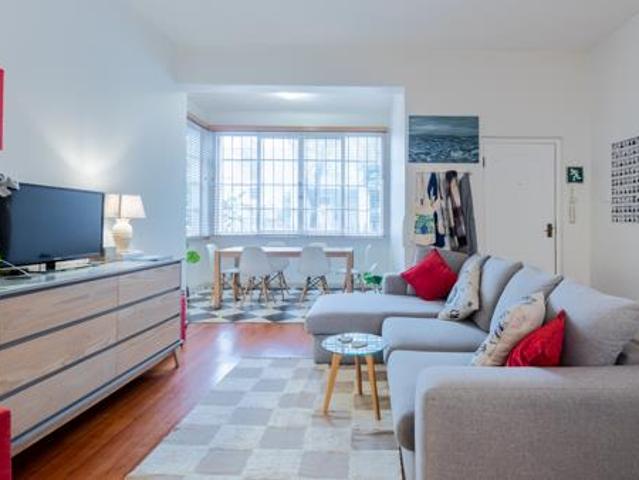 2 Bedroom Apartment in Sea Point
