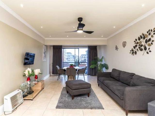2 Bedroom Apartment in Sea Point