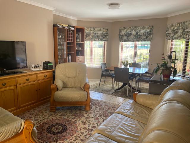 2 Bedroom Apartment in Seaside Longships