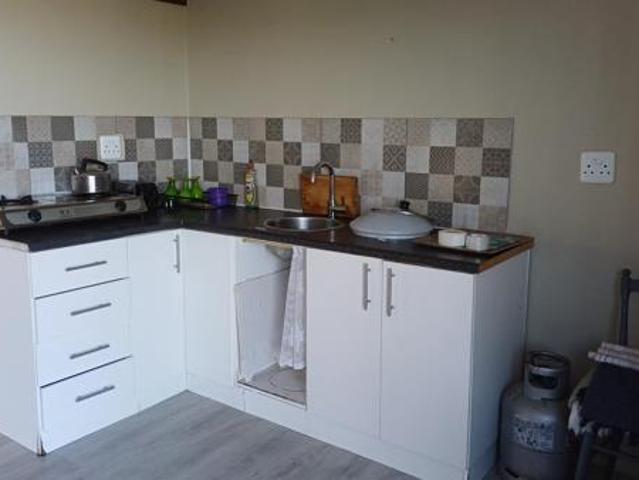 2 Bedroom Apartment in Seemeeu Park