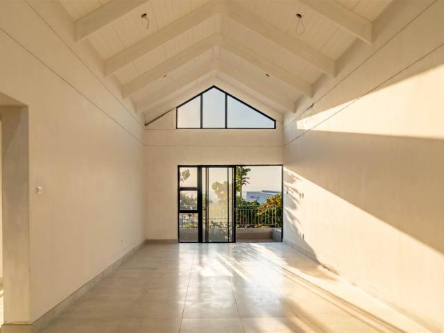 2 Bedroom Apartment in Shakas Rock