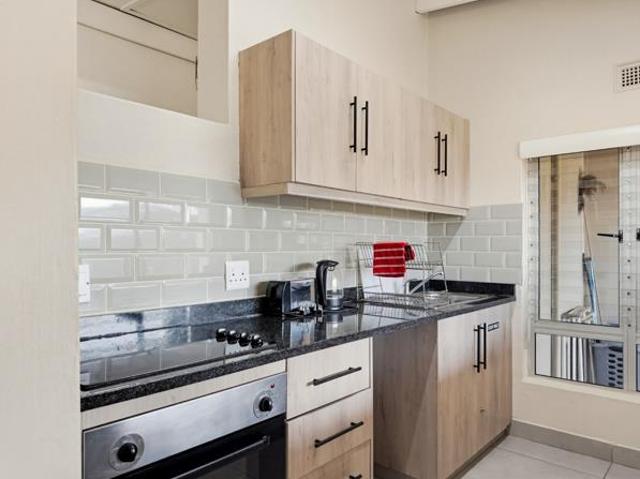 2 Bedroom Apartment in Shakas Rock