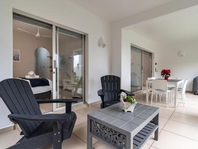 2 Bedroom Apartment in Shakas Rock