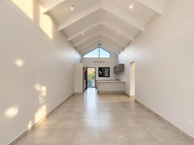 2 Bedroom Apartment in Shakas Rock