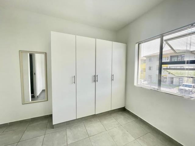 2 Bedroom Apartment in Sheffield Beach