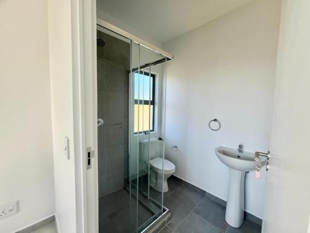 2 Bedroom Apartment in Sheffield Beach