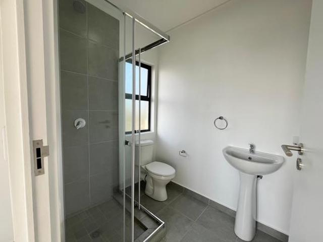 2 Bedroom Apartment in Sheffield Beach
